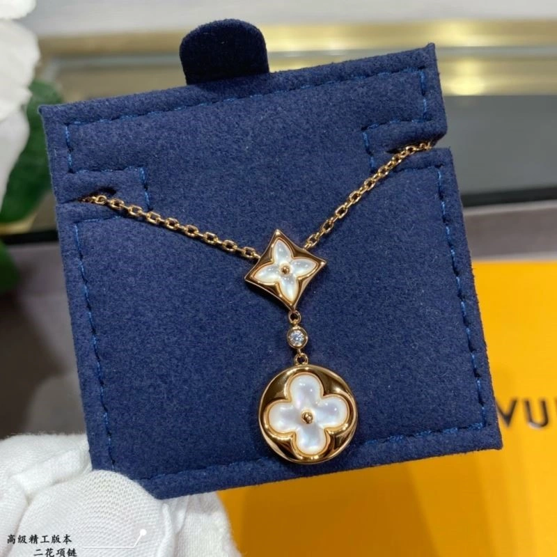 Trendy Louis Vuitton Necklaces 249332