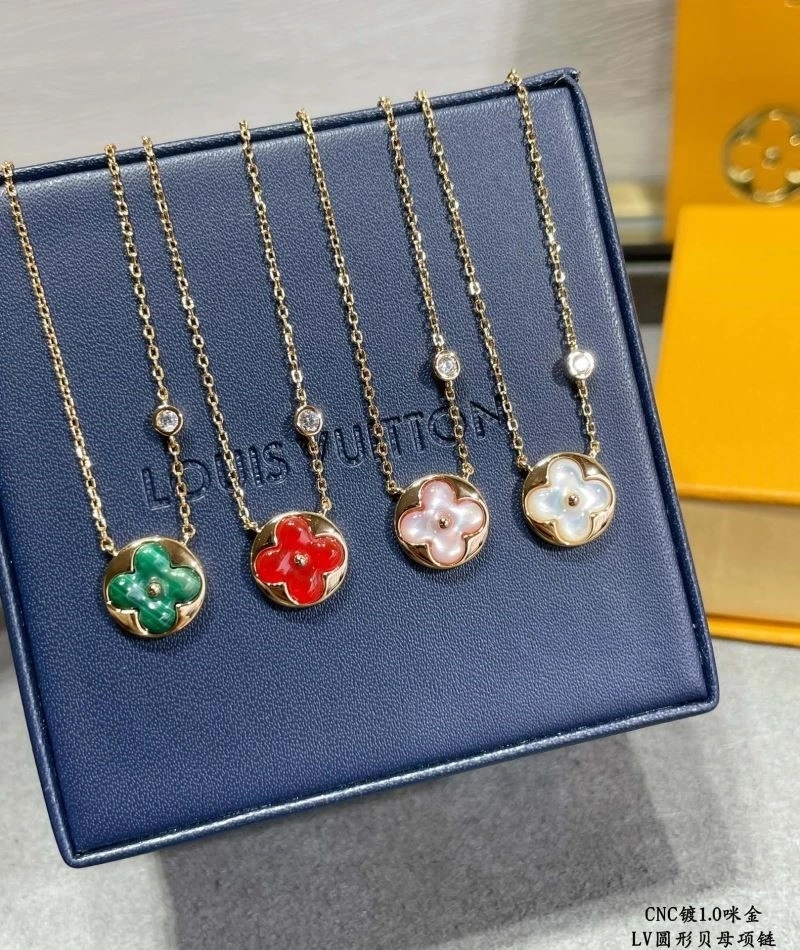 Louis Vuitton Necklaces Sporty 249308