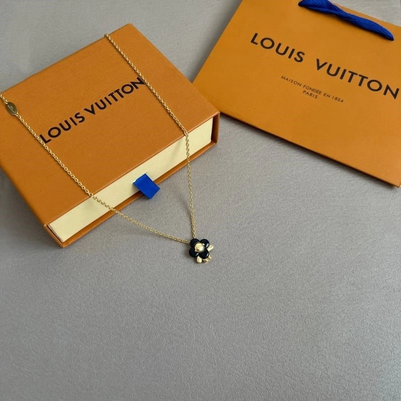 AllSeason Louis Vuitton Necklaces 249274