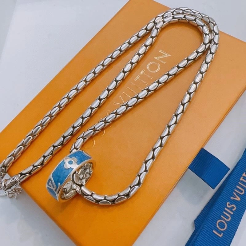 Louis Vuitton Necklaces Casual 249295