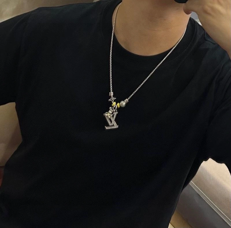Louis Vuitton Necklaces TopPick 249291