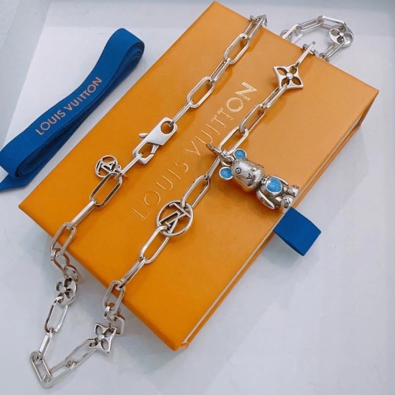 Louis Vuitton Necklaces Compact 249287