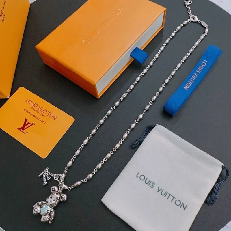 Popular Louis Vuitton Necklaces 249299
