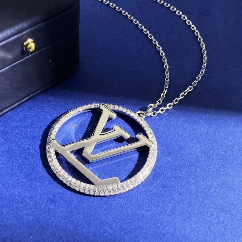 Louis Vuitton Necklaces Soft 249282