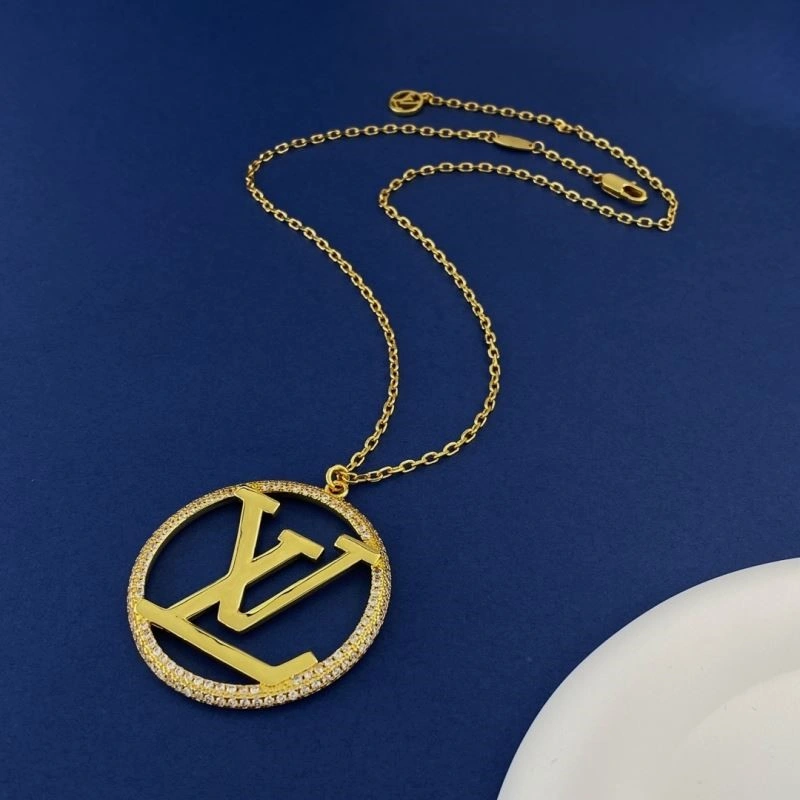 Resilient Louis Vuitton Necklaces 249286