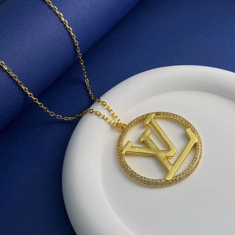 Resilient Louis Vuitton Necklaces 249286
