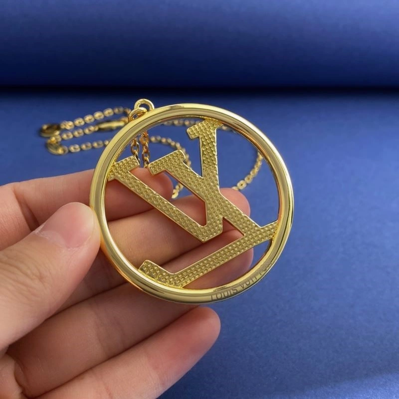 Resilient Louis Vuitton Necklaces 249286