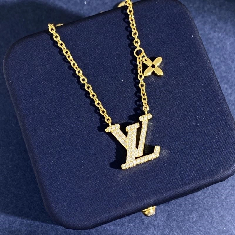 Lightweight Louis Vuitton Necklaces 249289