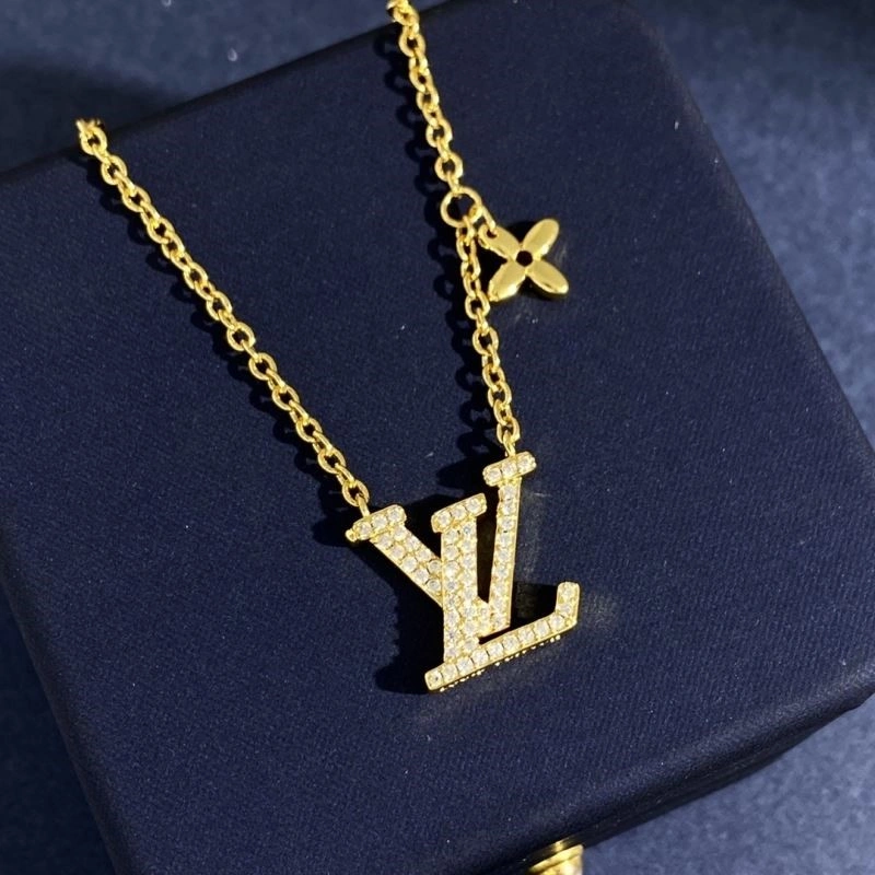 Lightweight Louis Vuitton Necklaces 249289