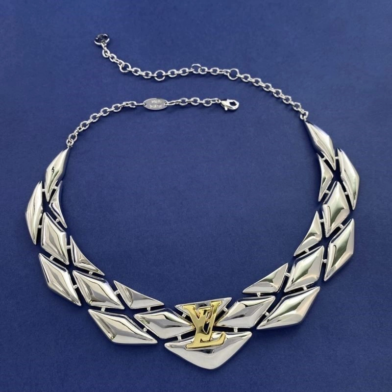 Louis Vuitton Necklaces RelaxedFit 249300