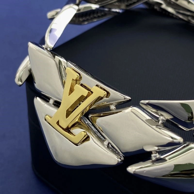 Louis Vuitton Necklaces RelaxedFit 249300