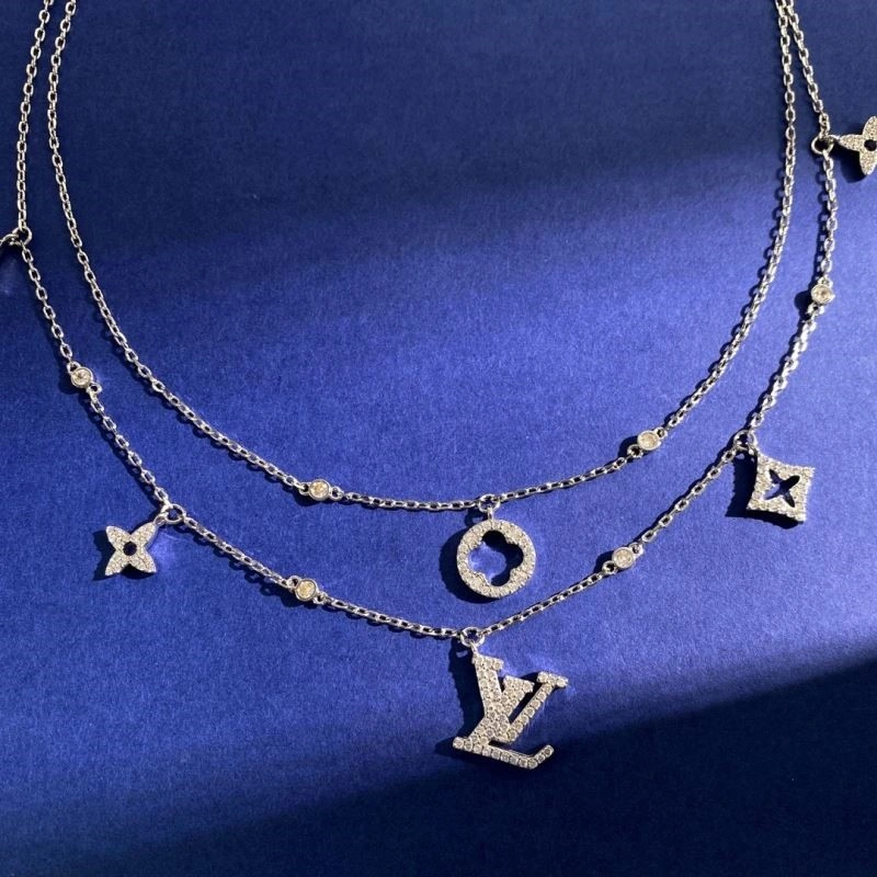 Comfortable Louis Vuitton Necklaces 249272