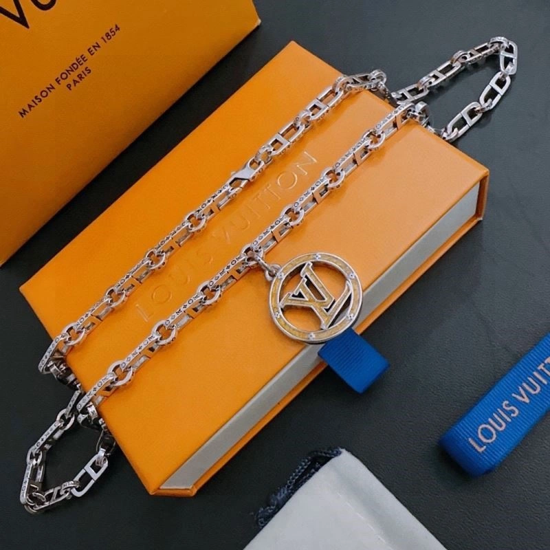 Durable Louis Vuitton Necklaces 249292
