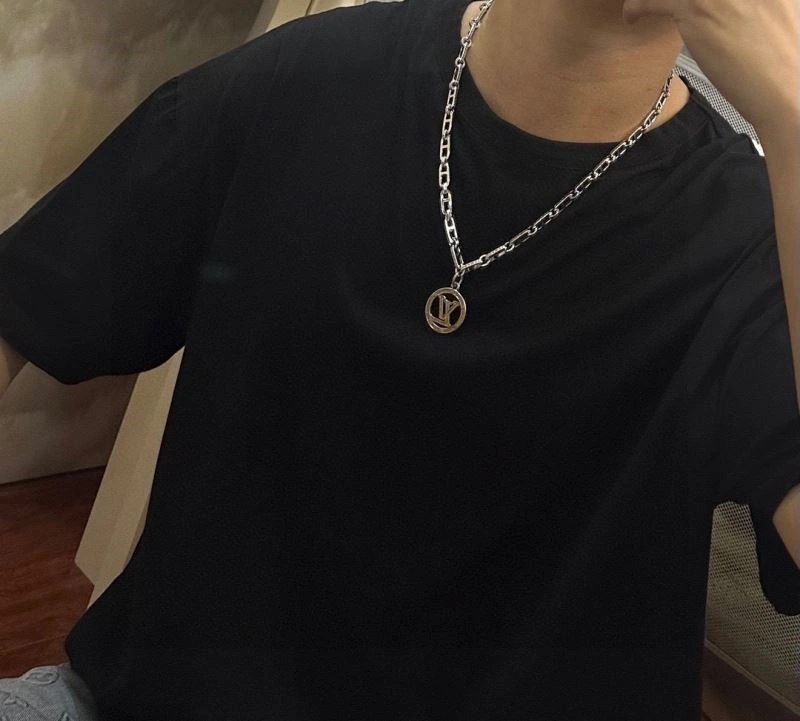 Durable Louis Vuitton Necklaces 249292