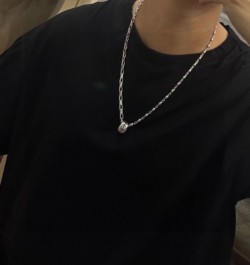 Louis Vuitton Necklaces Durable 249298