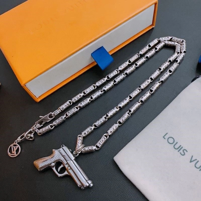 Louis Vuitton Necklaces Lightweight 249271