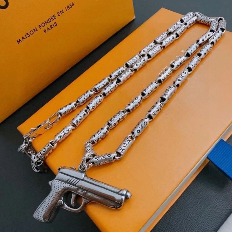 Louis Vuitton Necklaces Lightweight 249271