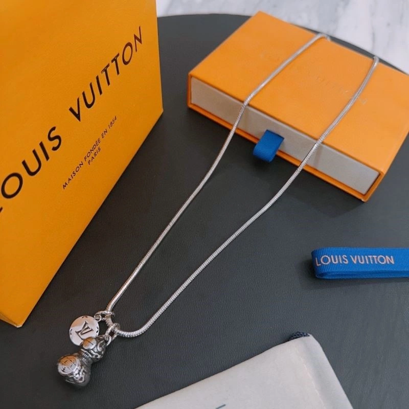 Louis Vuitton Necklaces UrbanStyle 249246