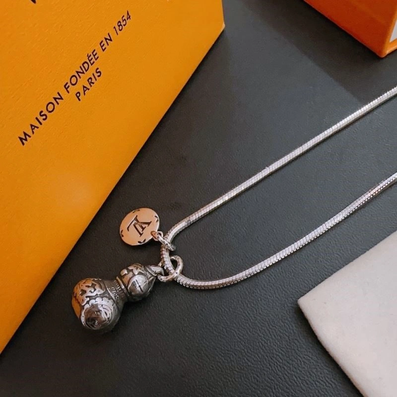 Louis Vuitton Necklaces UrbanStyle 249246