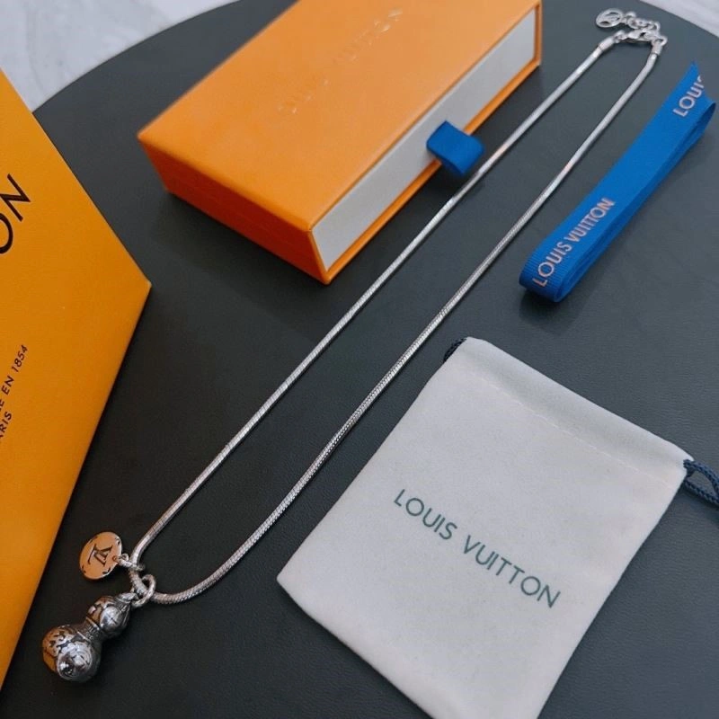 Louis Vuitton Necklaces UrbanStyle 249246