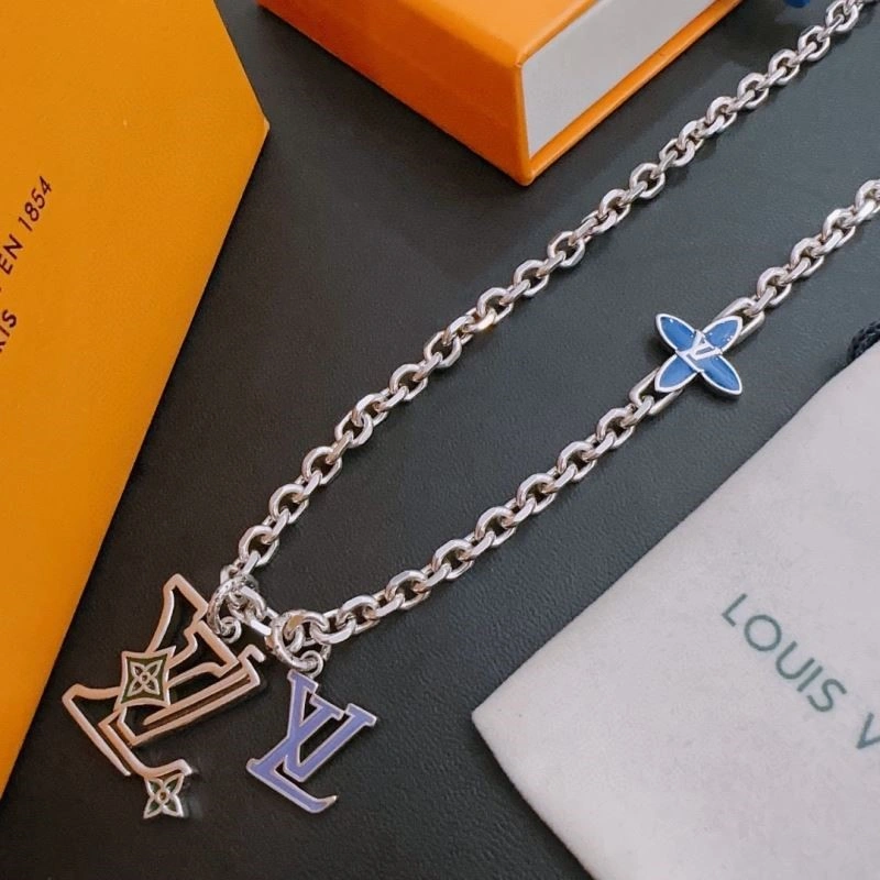 Unique Louis Vuitton Necklaces 249250
