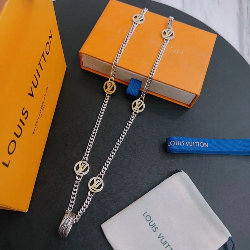 Popular Louis Vuitton Necklaces 249247