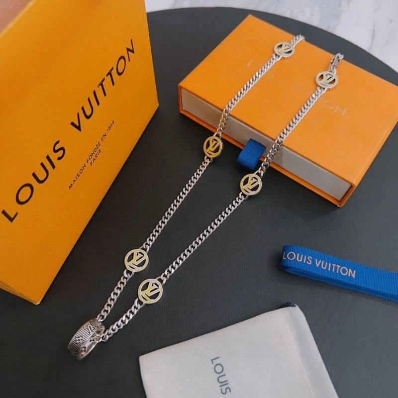 Popular Louis Vuitton Necklaces 249247