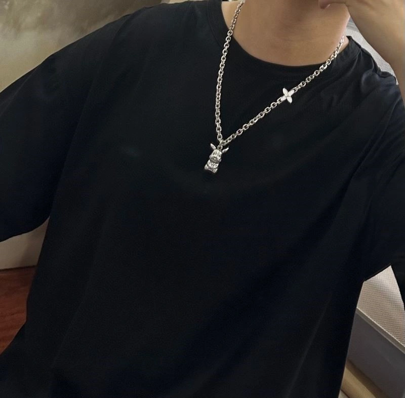 TimelessDesign Louis Vuitton Necklaces 249244