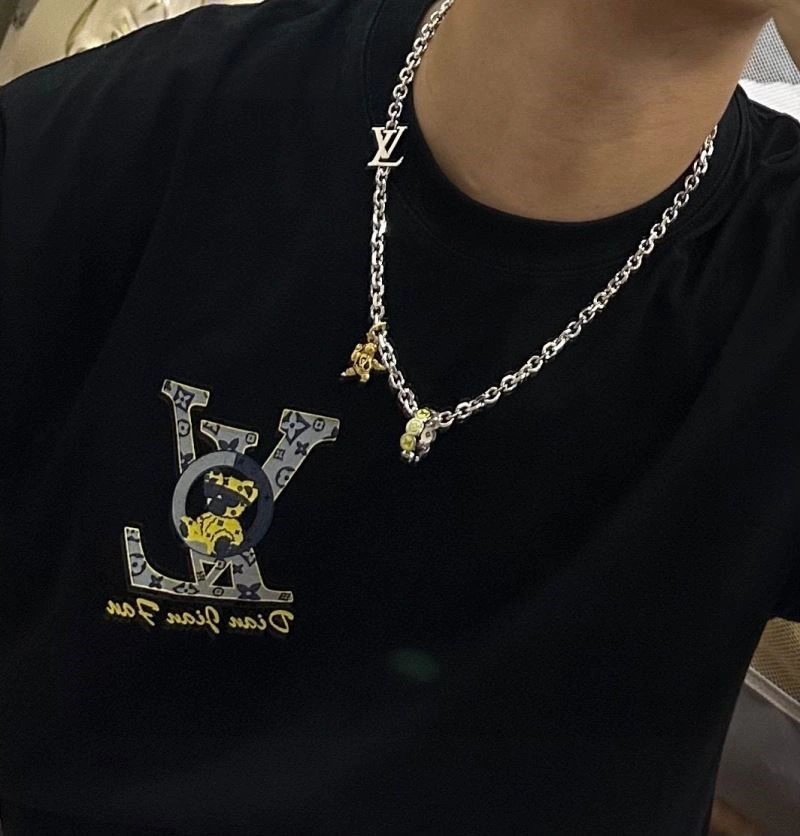 MultiPurpose Louis Vuitton Necklaces 249243