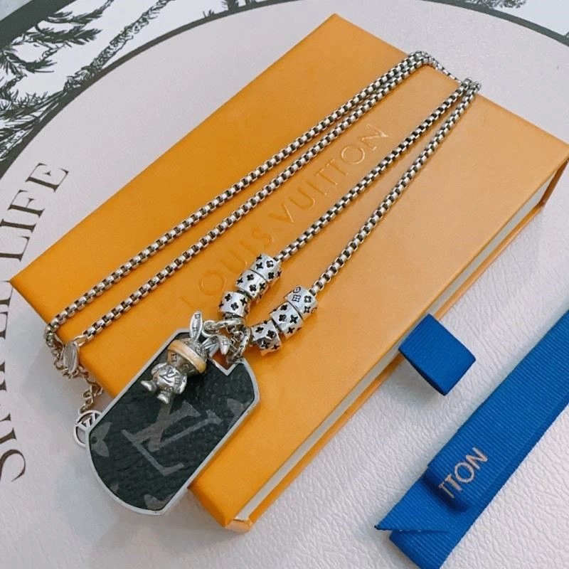 Louis Vuitton Necklaces Sophisticated 249248