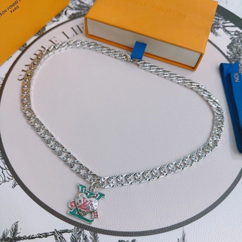 Bright Louis Vuitton Necklaces 249235