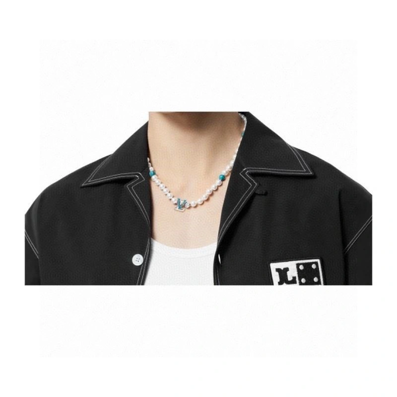 Louis Vuitton Necklaces Sleek 249232