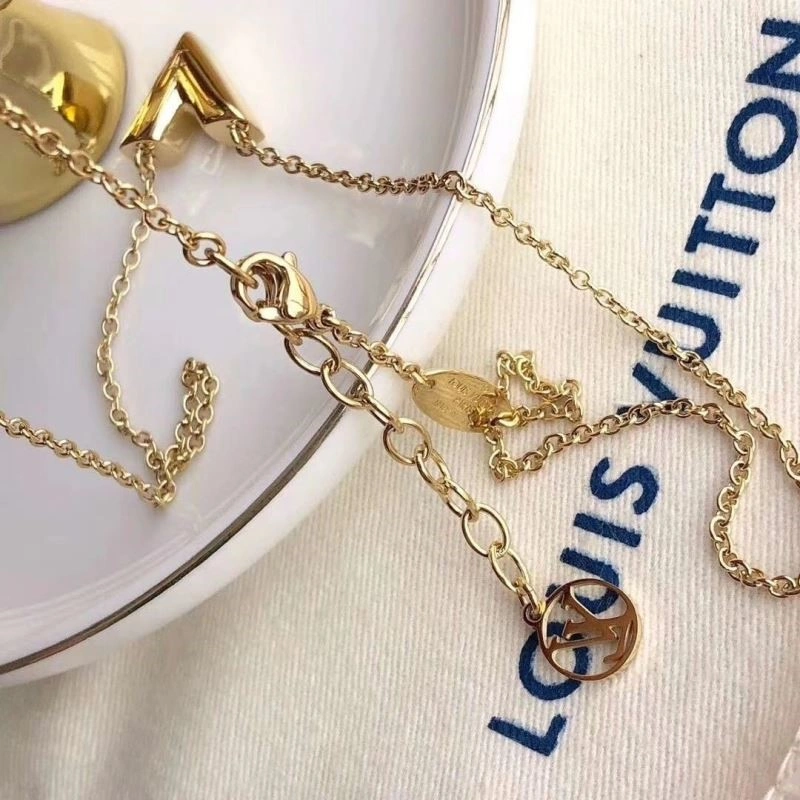 Louis Vuitton Necklaces AllSeason 249233