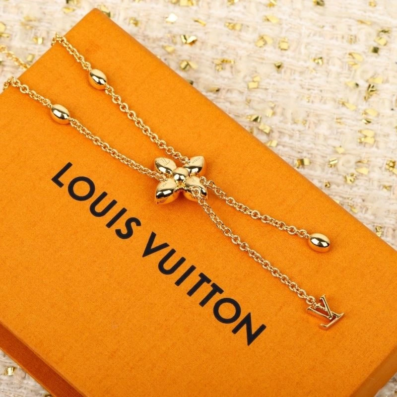 OnTrend Louis Vuitton Necklaces 249228