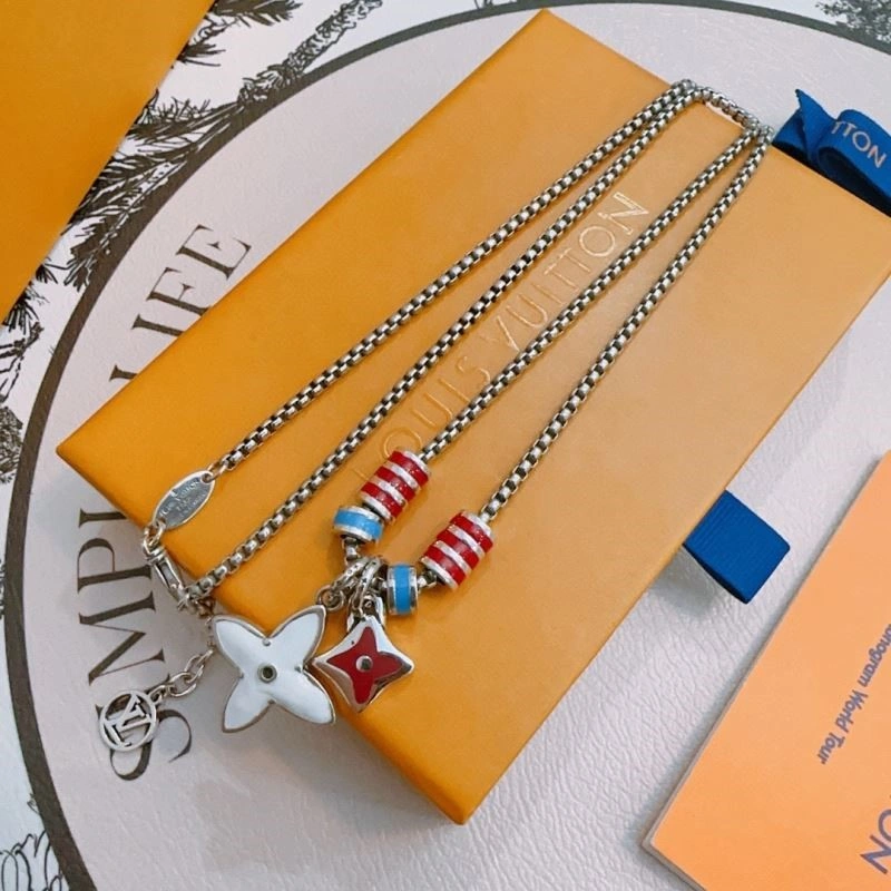 Louis Vuitton Necklaces TravelReady 249225
