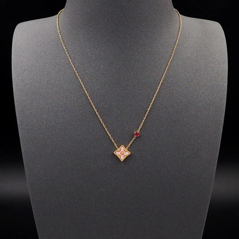 FreshLook Louis Vuitton Necklaces 249212