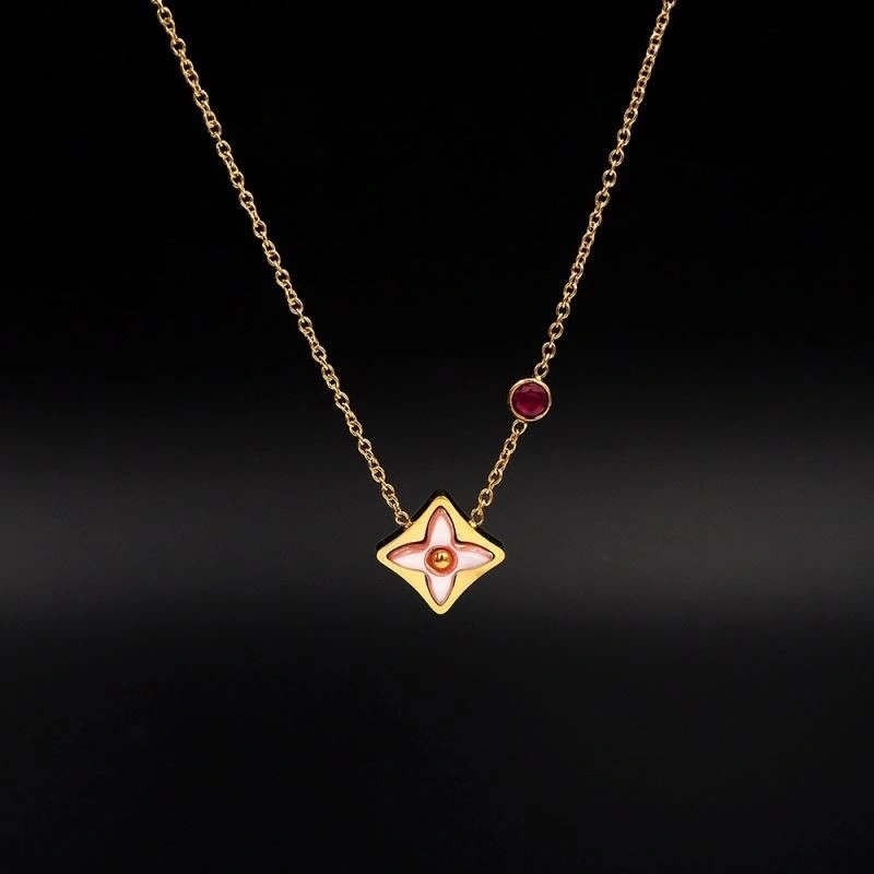 FreshLook Louis Vuitton Necklaces 249212