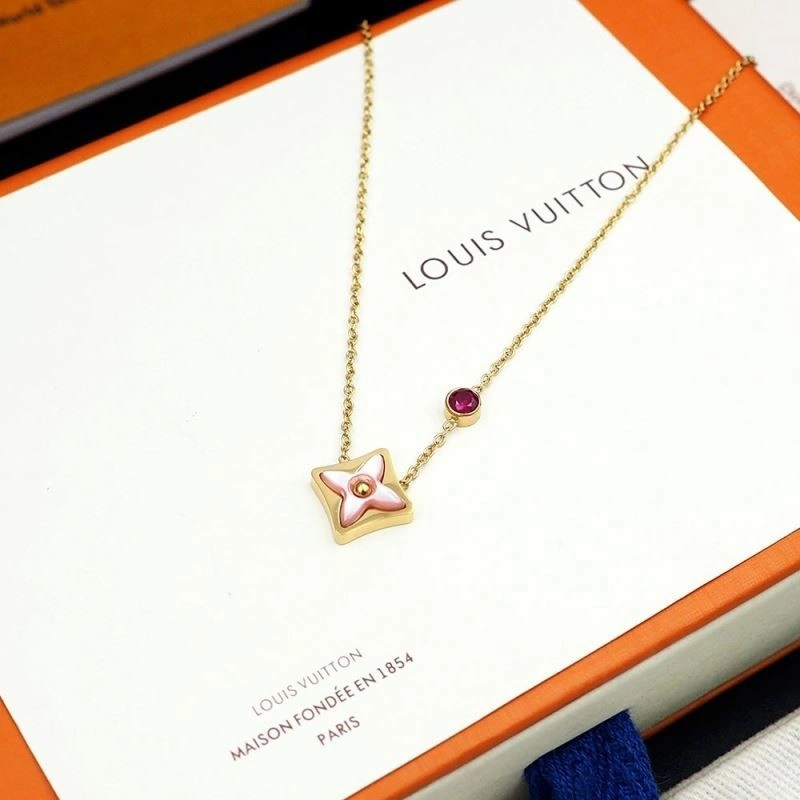 FreshLook Louis Vuitton Necklaces 249212