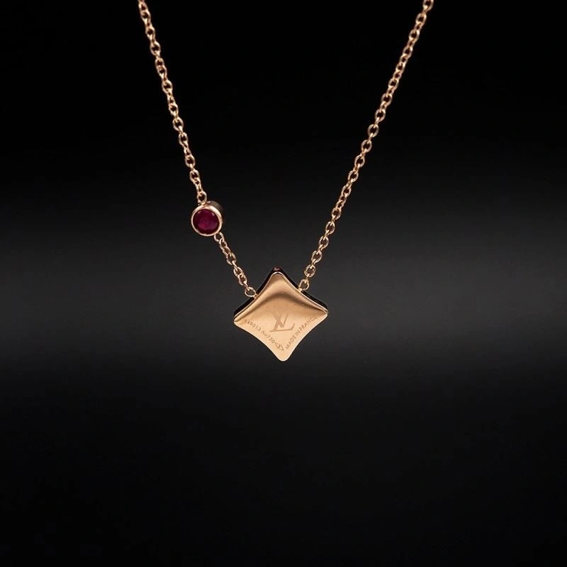 Louis Vuitton Necklaces Versatile 249216