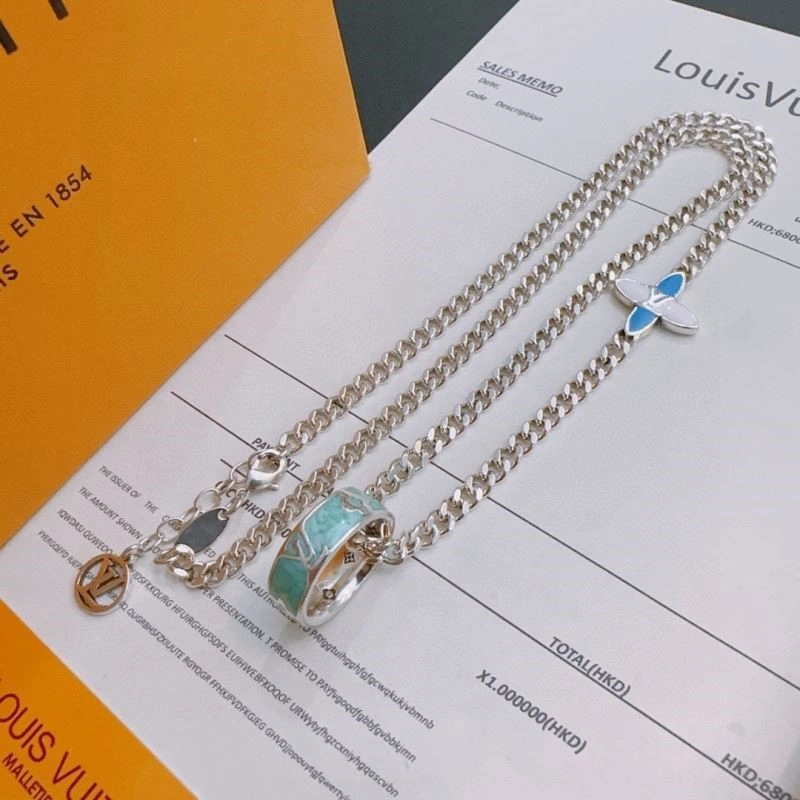 Louis Vuitton Necklaces Trendsetting 249203