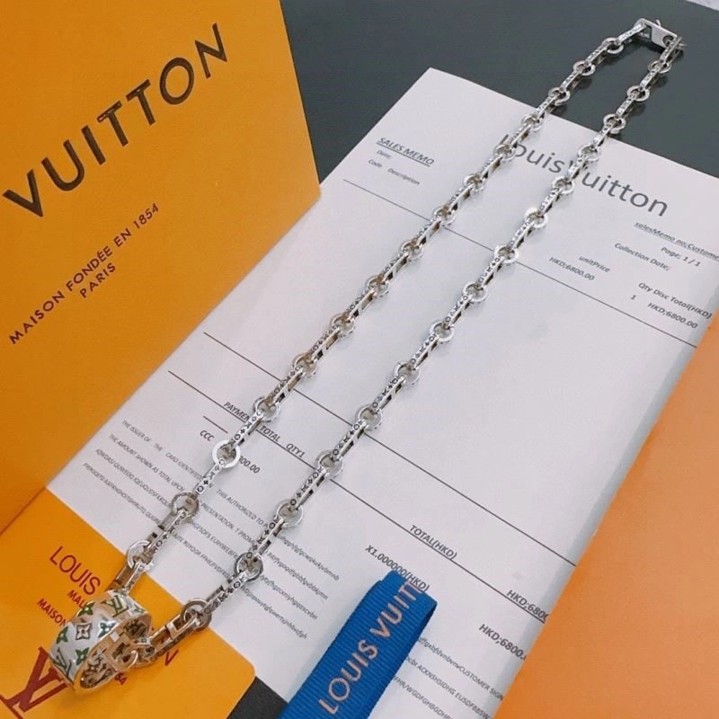 Louis Vuitton Necklaces Youthful 249205