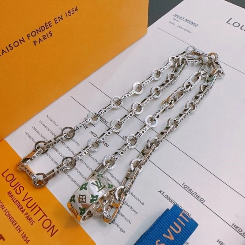 Louis Vuitton Necklaces Youthful 249205