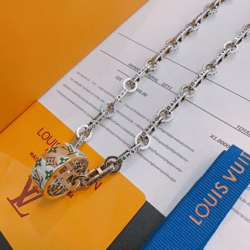 Louis Vuitton Necklaces Youthful 249205