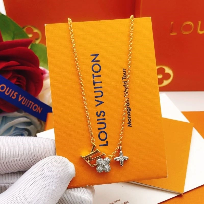 EyeCatching Louis Vuitton Necklaces 248993