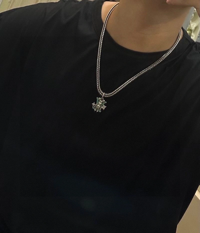 Louis Vuitton Necklaces Thermal 248975