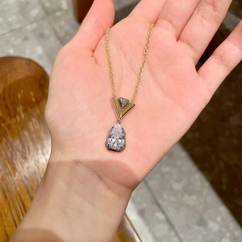 Louis Vuitton Necklaces ModernLook 248972
