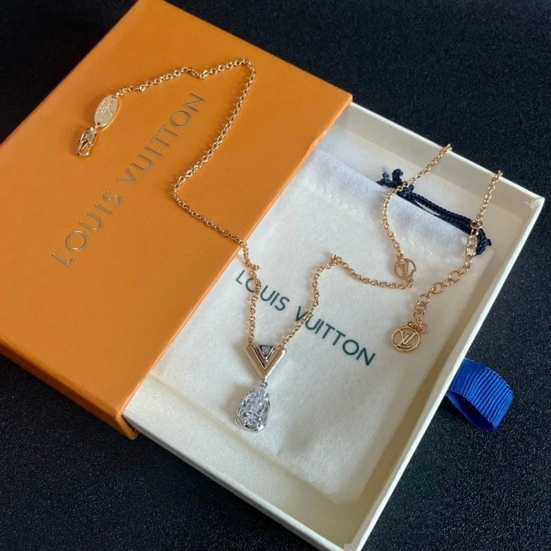 Louis Vuitton Necklaces ModernLook 248972