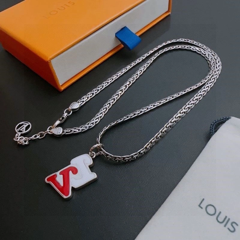 Louis Vuitton Necklaces Minimalist 248971