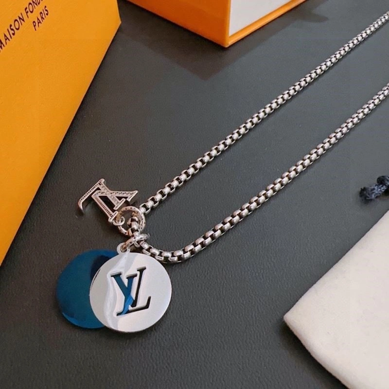 Thermal Louis Vuitton Necklaces 248969