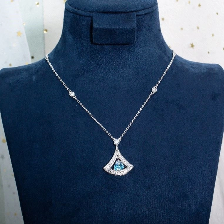 Louis Vuitton Necklaces SunProtective 248953